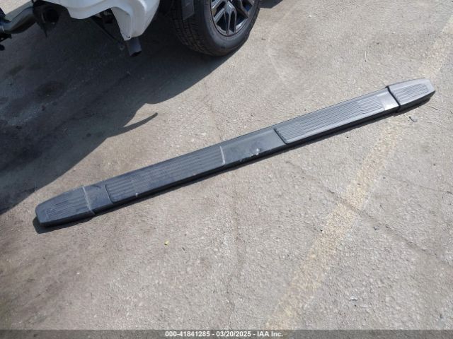 1GTUUCED5PZ144197 GMC Sierra 1500 4wd  Short Box Elevation With 3sb