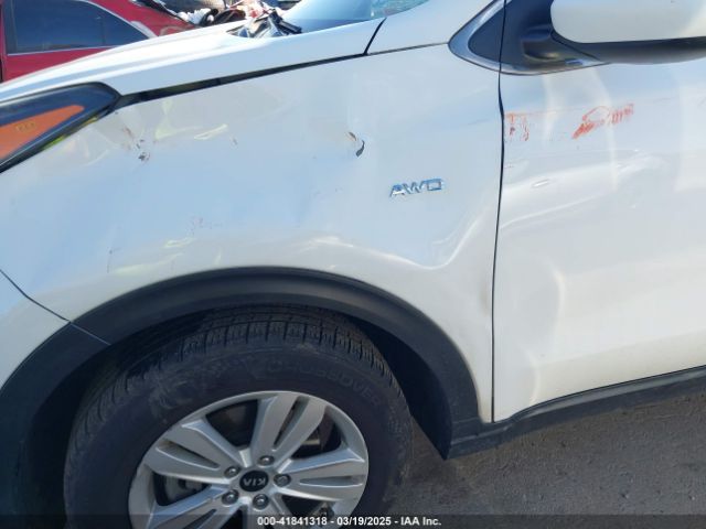 KNDPMCAC0H7119781 KIA Sportage Lx
