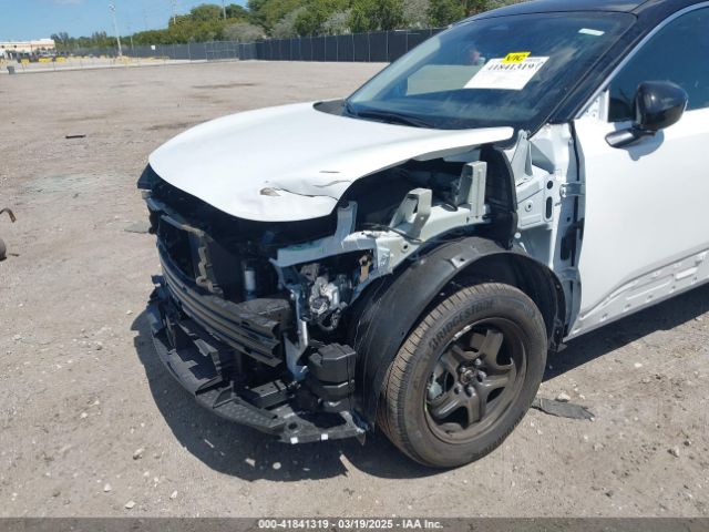 3N8AP6CA9SL340751 Nissan Kicks Sv Fwd
