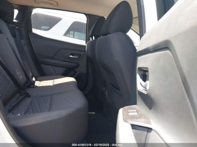 3N8AP6CA9SL340751 Nissan Kicks Sv Fwd