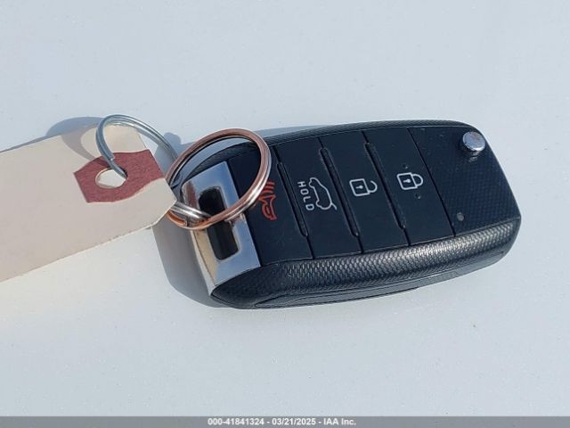 5XYKTCA63EG545549 KIA SORENTO LX