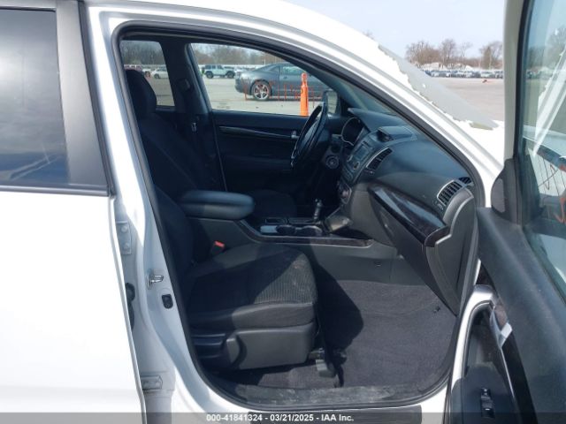 5XYKTCA63EG545549 KIA SORENTO LX