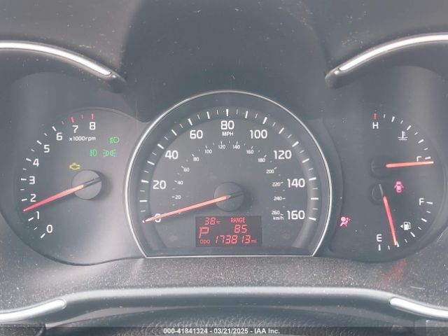 5XYKTCA63EG545549 KIA SORENTO LX