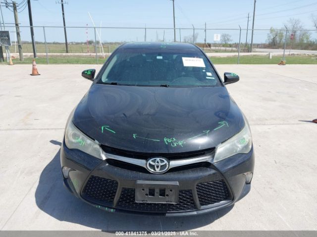 4T1BF1FK6HU627937 Toyota CAMRY SE