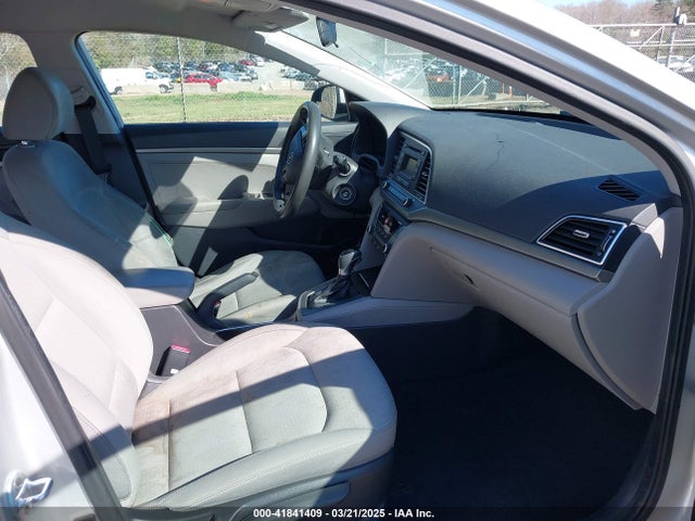 Hyundai ELANTRA SE 2017 KMHD74LF7HU073032 Image 5