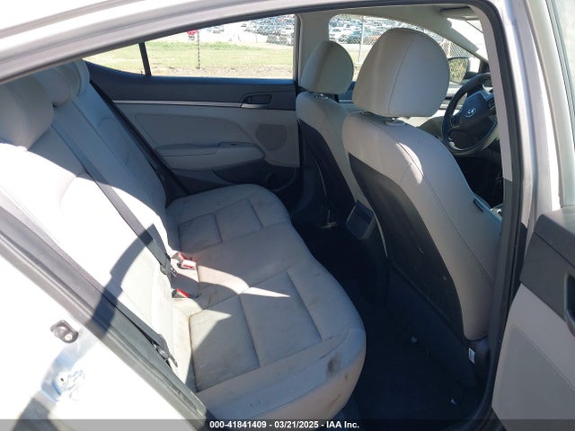 Hyundai ELANTRA SE 2017 KMHD74LF7HU073032 Image 8