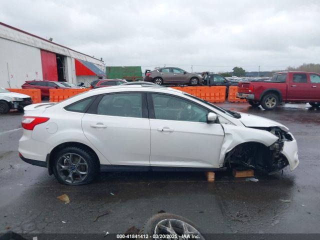 1FADP3J23EL255414 Ford Focus Titanium