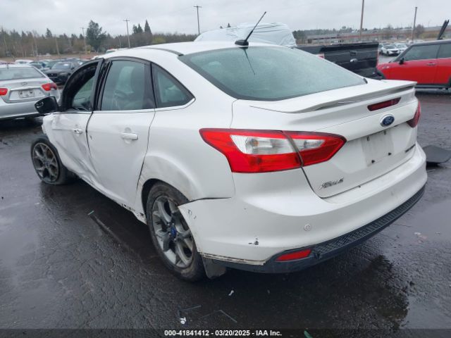 1FADP3J23EL255414 Ford Focus Titanium
