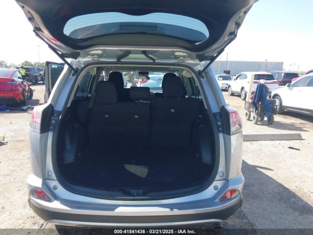 2T3WFREV5JW466294 Toyota Rav4 Xle