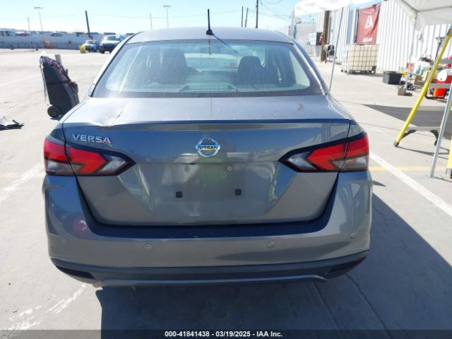 3N1CN8DV7ML813348 Nissan Versa S Xtronic Cvt
