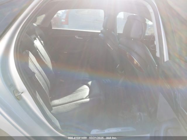 2011 AUDI A8 L WAURVAFD4BN020585 Photo 7