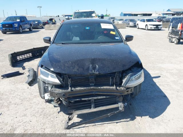 3VWD17AJ2GM403223 Volkswagen Jetta 1.8t Sport