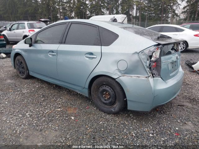 JTDKN3DU6F1951346 Toyota Prius Three