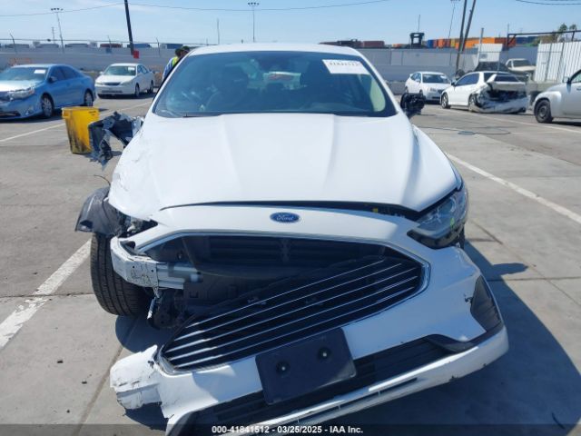 3FA6P0HD3KR175624 Ford FUSION SE