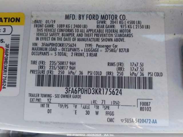 3FA6P0HD3KR175624 Ford FUSION SE