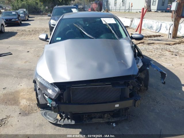 3KPF24AD7PE672054 KIA Forte Lxs