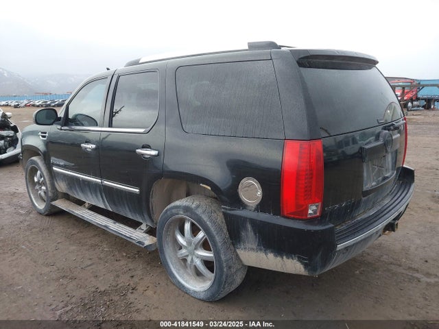 2007 CADILLAC ESCALADE 1GYFK63837R335391 Photo 2