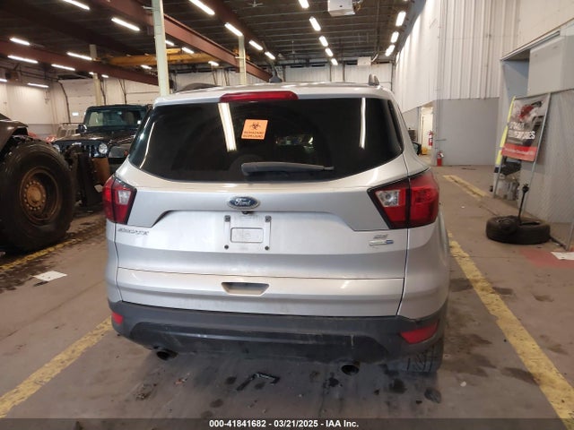 Ford ESCAPE SE 2019 1FMCU9GD4KUB06392 Image 15