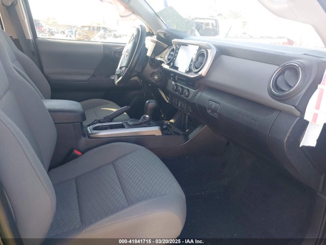 3TMBZ5DN0MM030457 Toyota Tacoma Sr5 V6