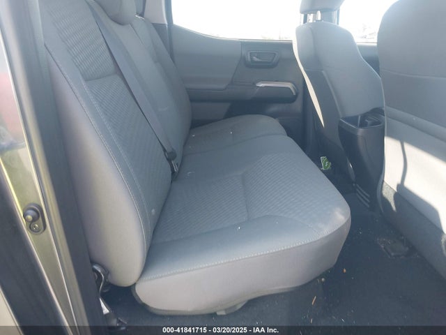 3TMBZ5DN0MM030457 Toyota Tacoma Sr5 V6