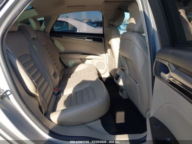 3FA6P0MU8KR148778 Ford Fusion Hybrid Sel