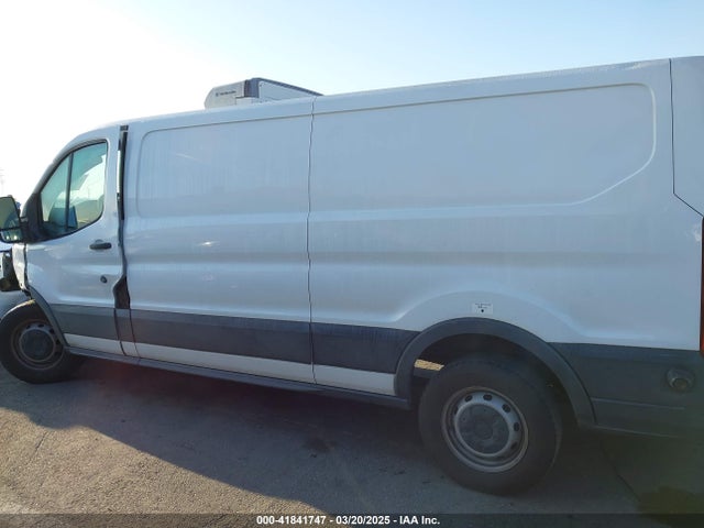 1FTBW2ZM4HKA96613 Ford Transit-350