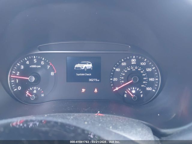 KNDJ23AU1N7170271 KIA Soul X-line