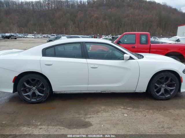 2C3CDXHG5KH585138 Dodge Charger Gt Rwd