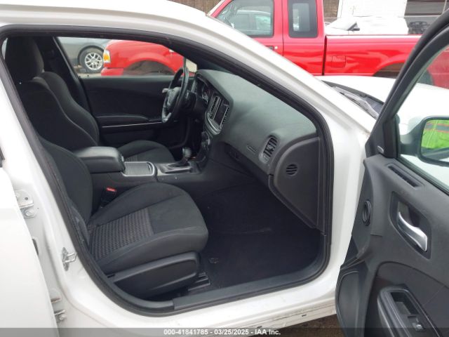 2C3CDXHG5KH585138 Dodge Charger Gt Rwd