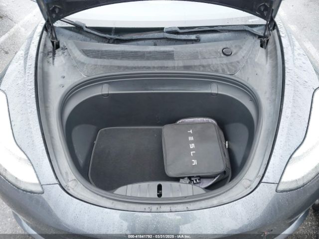 5YJ3E1EA6JF158657 Tesla Model 3 Long Range/mid Range