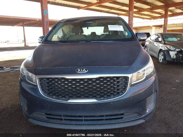 KNDMB5C18G6202573 KIA SEDONA LX