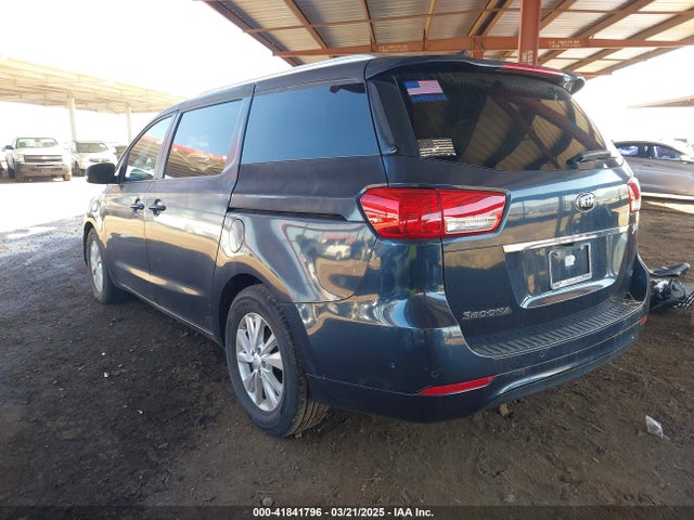 KNDMB5C18G6202573 KIA SEDONA LX