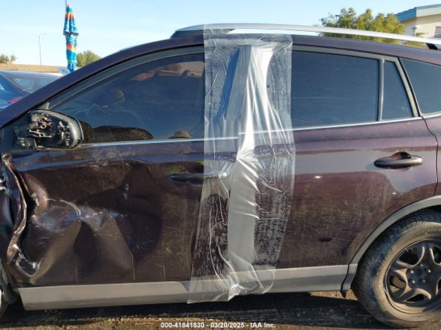 2T3ZFREV3GW261840 Toyota RAV4 LE