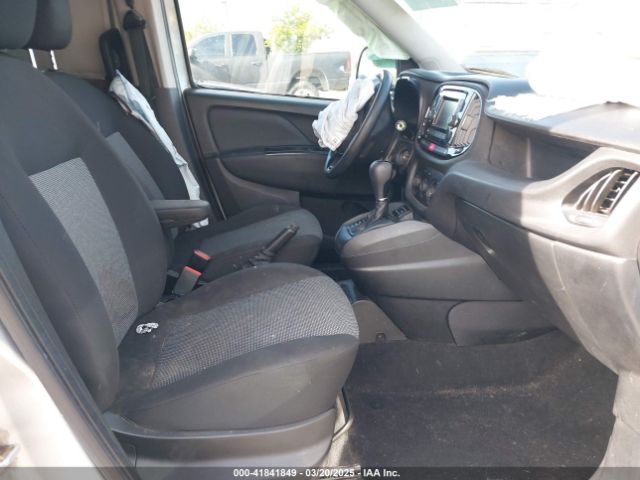2019 RAM PROMASTER CITY ZFBHRFAB4K6M59840 Photo 4