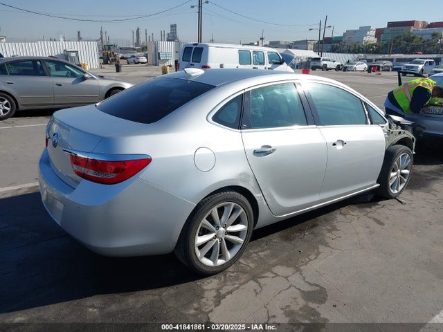 1G4PS5SK3F4187221 Buick lea