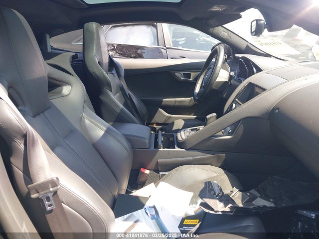 2015 JAGUAR F-TYPE SAJWA6AT4F8K17694 Photo 4