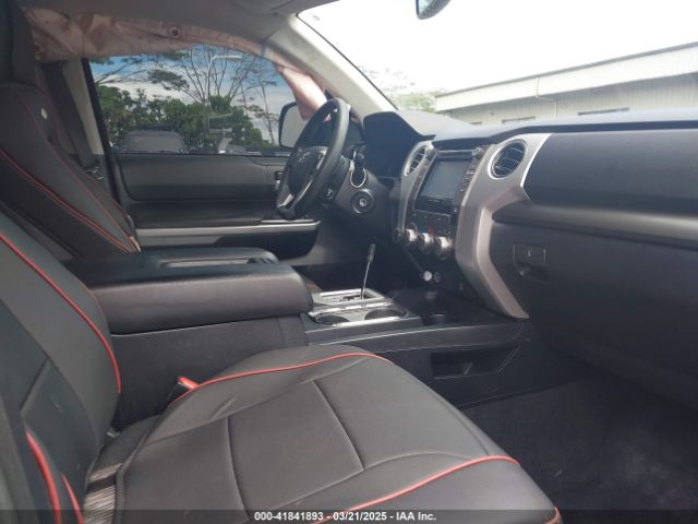2019 TOYOTA TUNDRA 5TFUY5F10KX789414 Photo 4