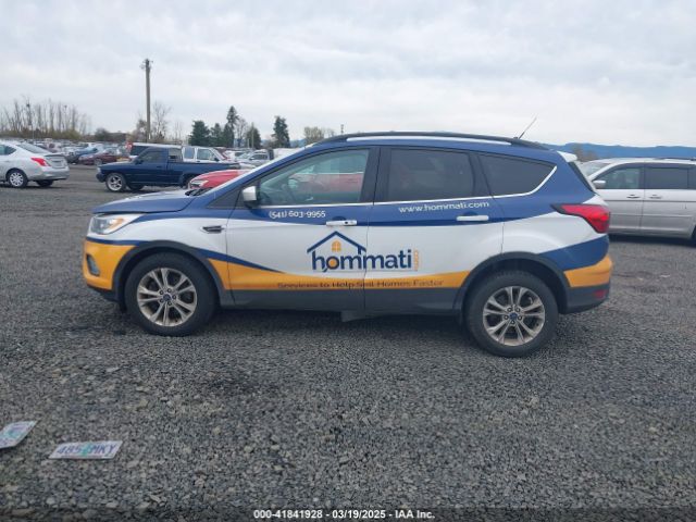 1FMCU9HD7KUC30199 Ford ESCAPE SEL