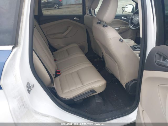 1FMCU9HD7KUC30199 Ford ESCAPE SEL