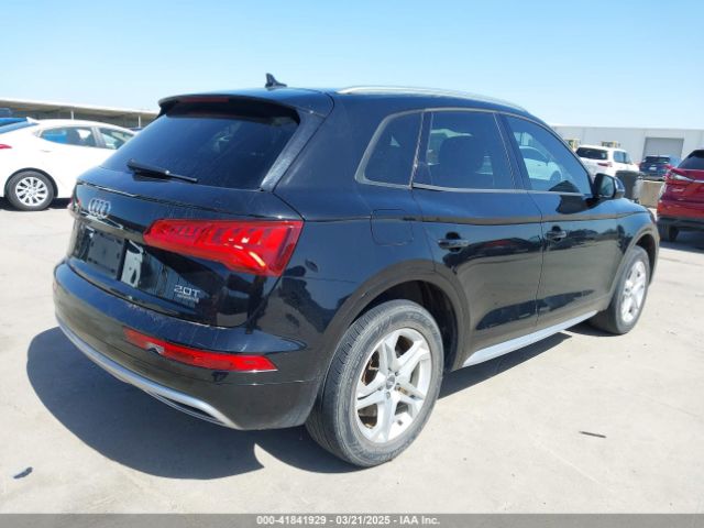 WA1ANAFY3J2177733 Audi Q5 2.0t Premium/2.0t Tech Premium