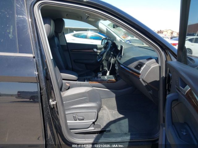 WA1ANAFY3J2177733 Audi Q5 2.0t Premium/2.0t Tech Premium