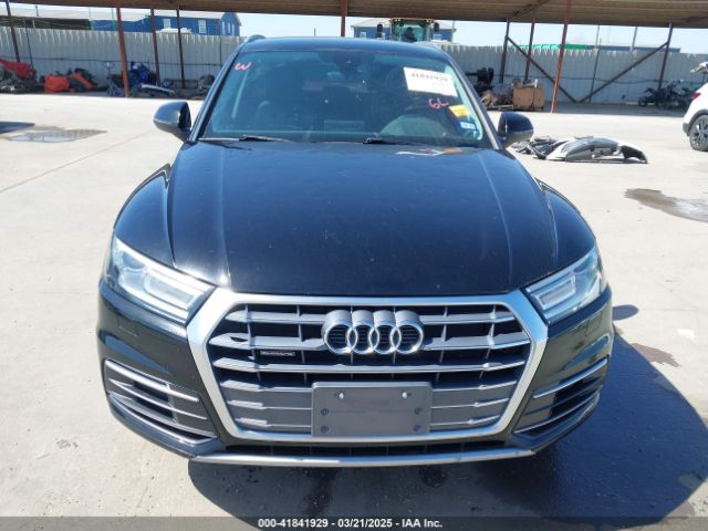 WA1ANAFY3J2177733 Audi Q5 2.0t Premium/2.0t Tech Premium
