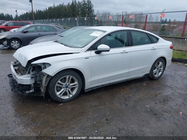 3FA6P0HD7JR180937 Ford FUSION SE