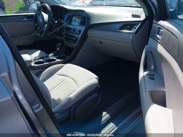 5NPE24AF3GH263767 Hyundai SONATA SE