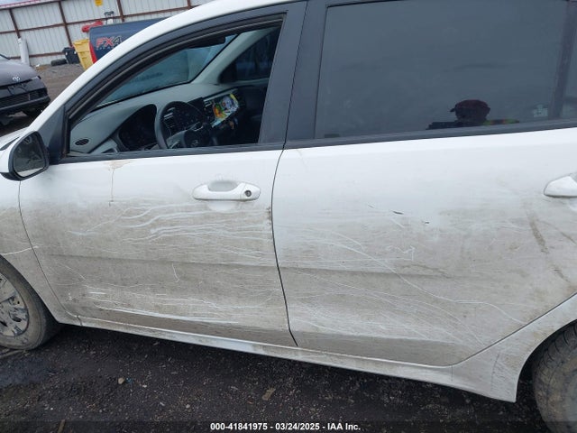 3KPA24AD8LE343853 KIA RIO LX