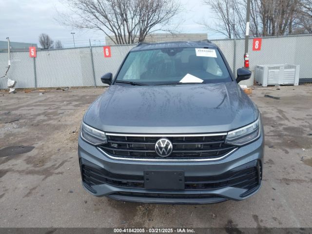 3VV8B7AXXRM116335 Volkswagen Tiguan 2.0t Se R-line Black