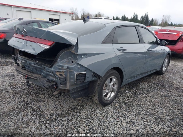 KMHLL4AG3NU324837 Hyundai ELANTRA SE