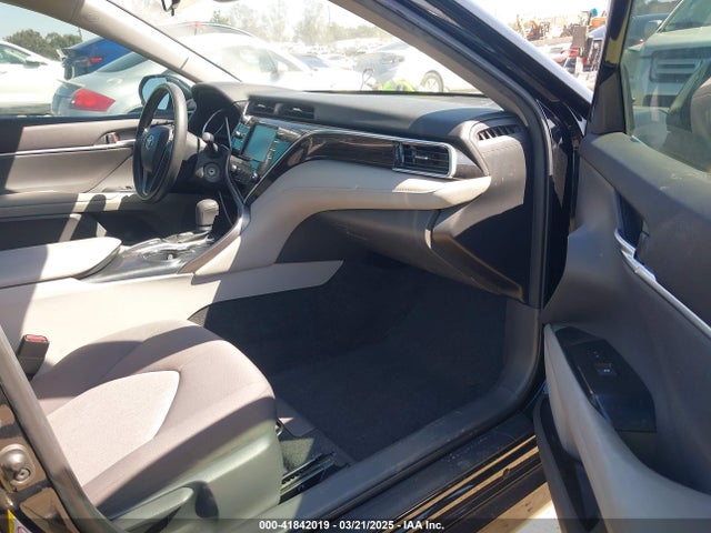 JTNB11HK6J3038085 Toyota CAMRY LE