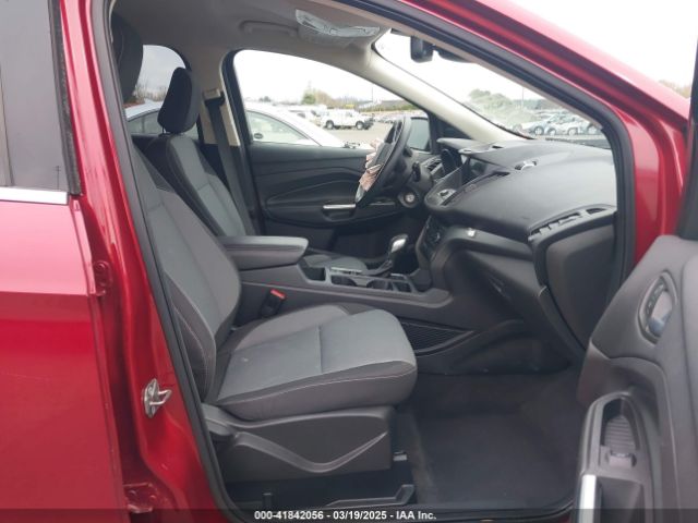 1FMCU9GD8JUB14803 Ford ESCAPE SE