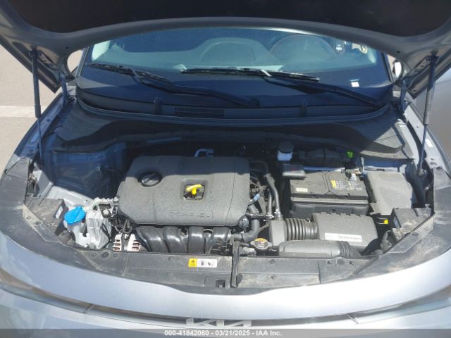KNDJ53AU7S7925023 KIA Soul Gt-line